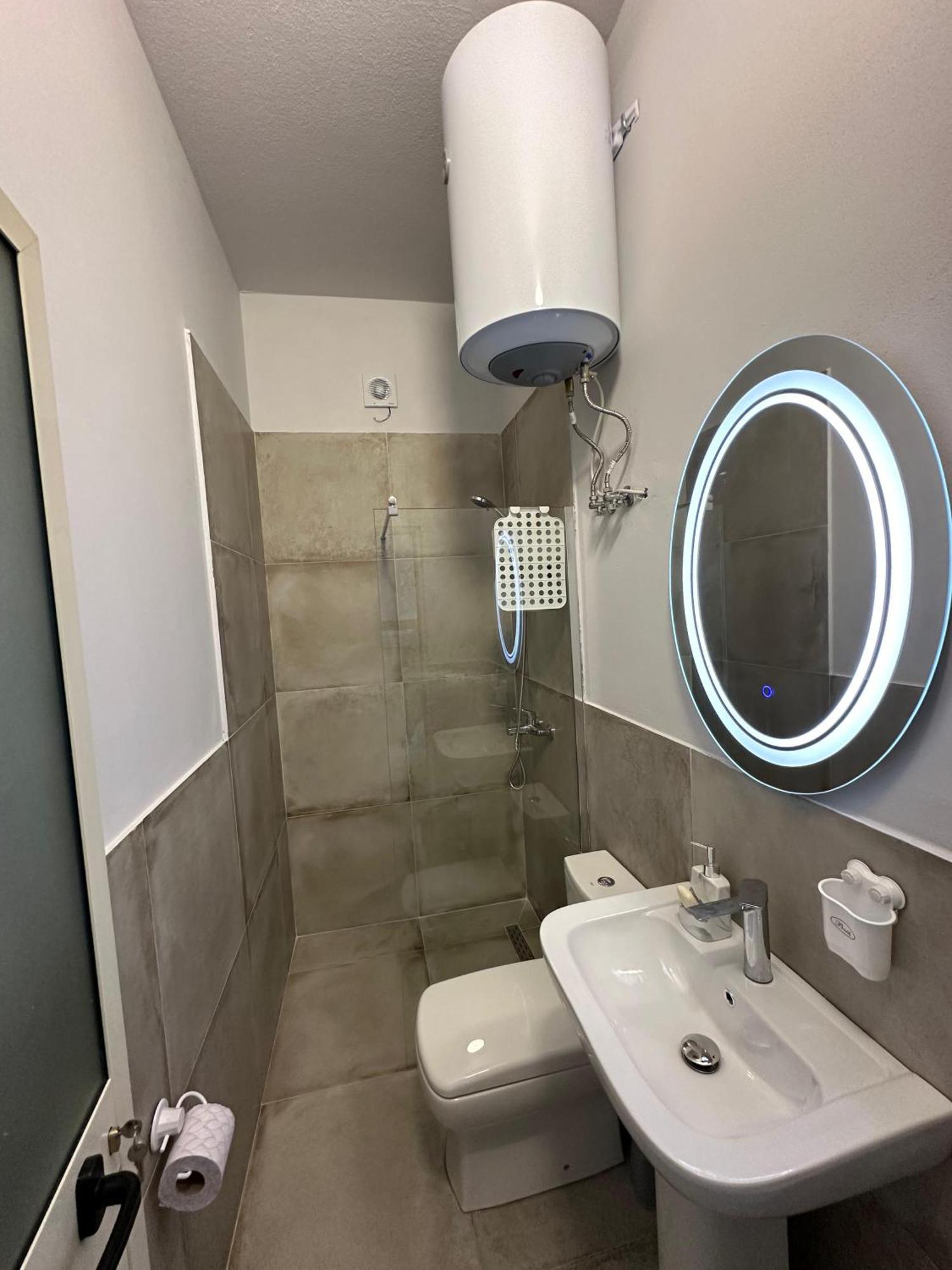 Las Palmas Guesthouse Shkodër エクステリア 写真