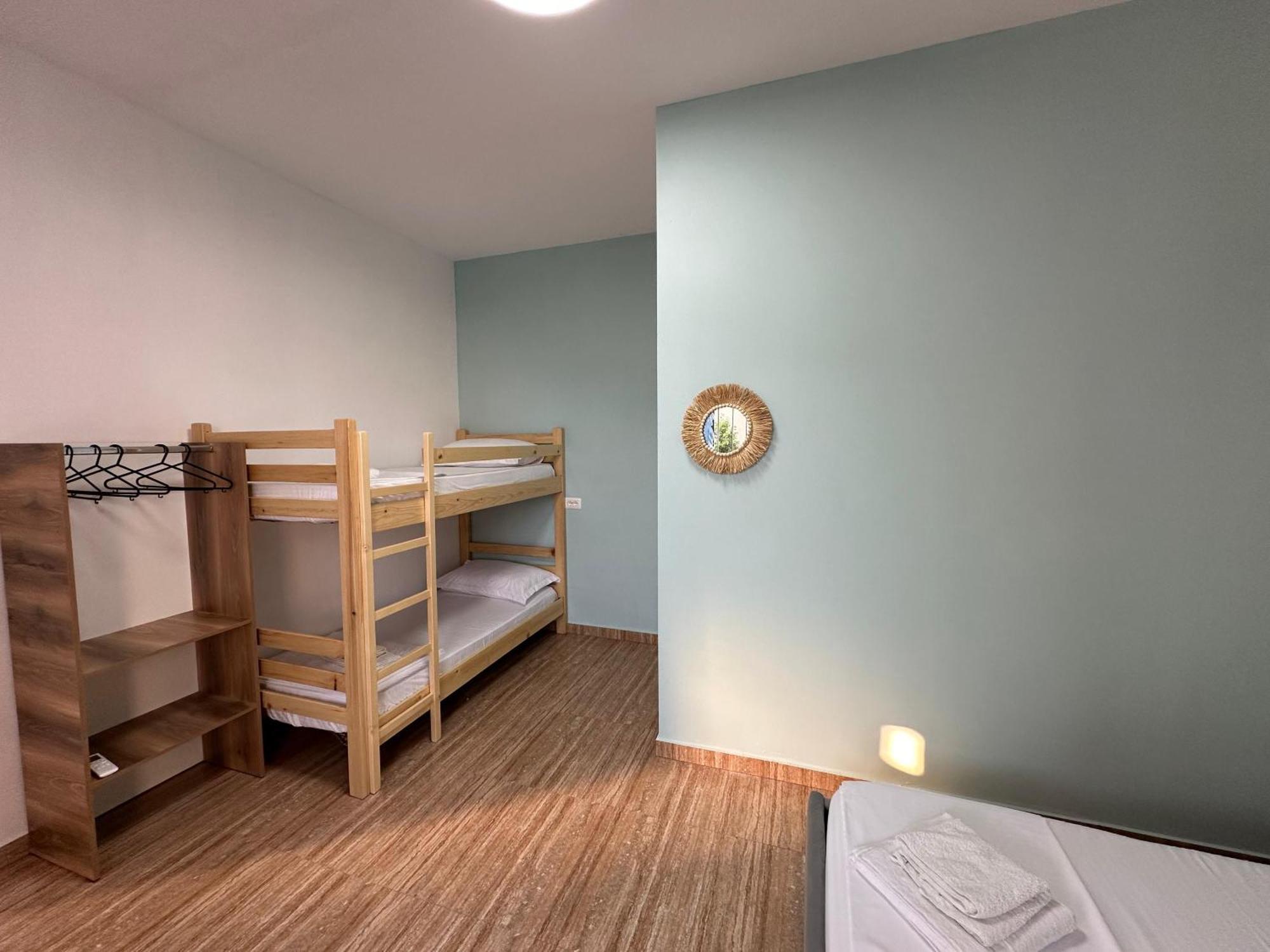 Las Palmas Guesthouse Shkodër エクステリア 写真