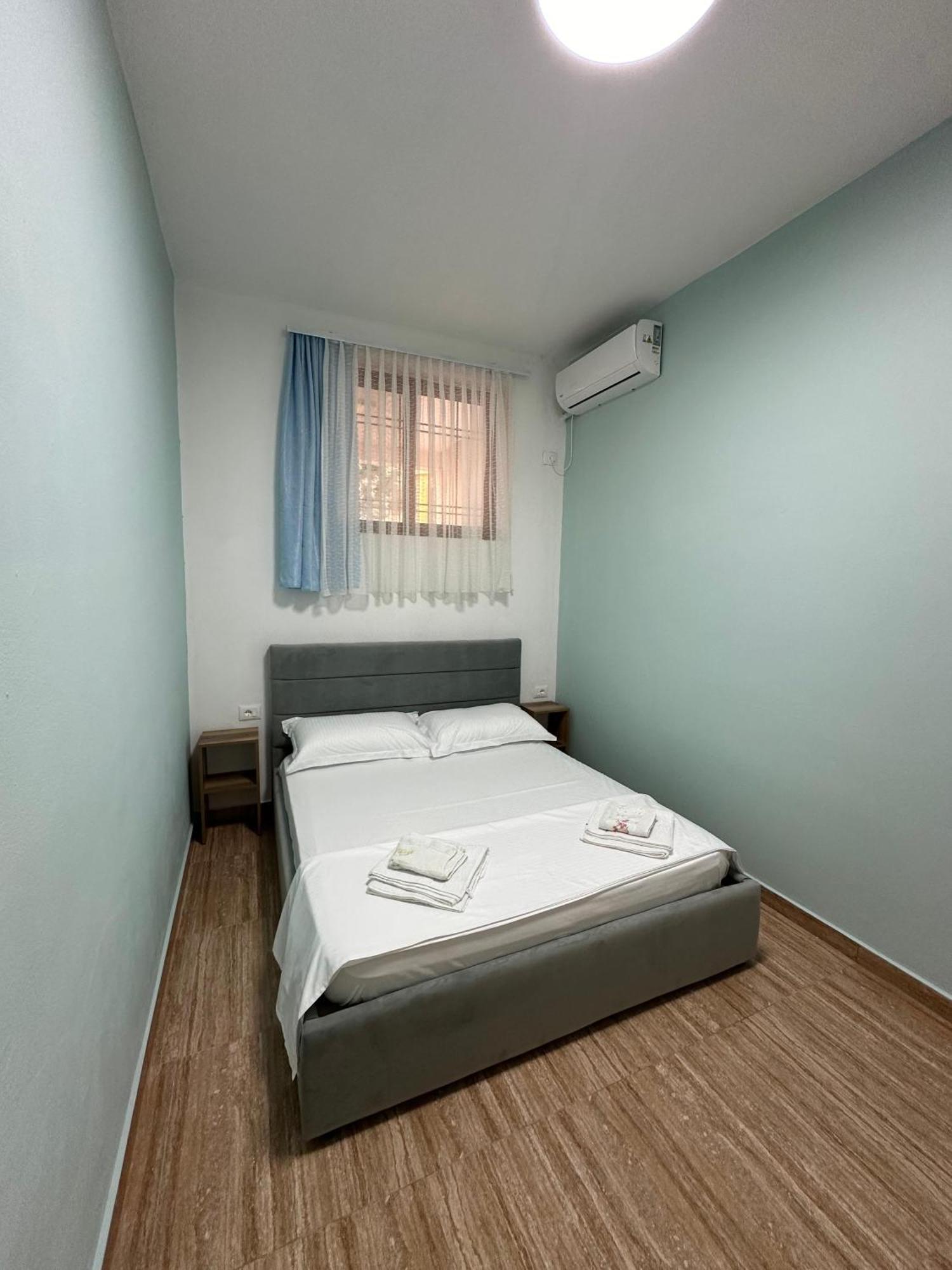Las Palmas Guesthouse Shkodër エクステリア 写真