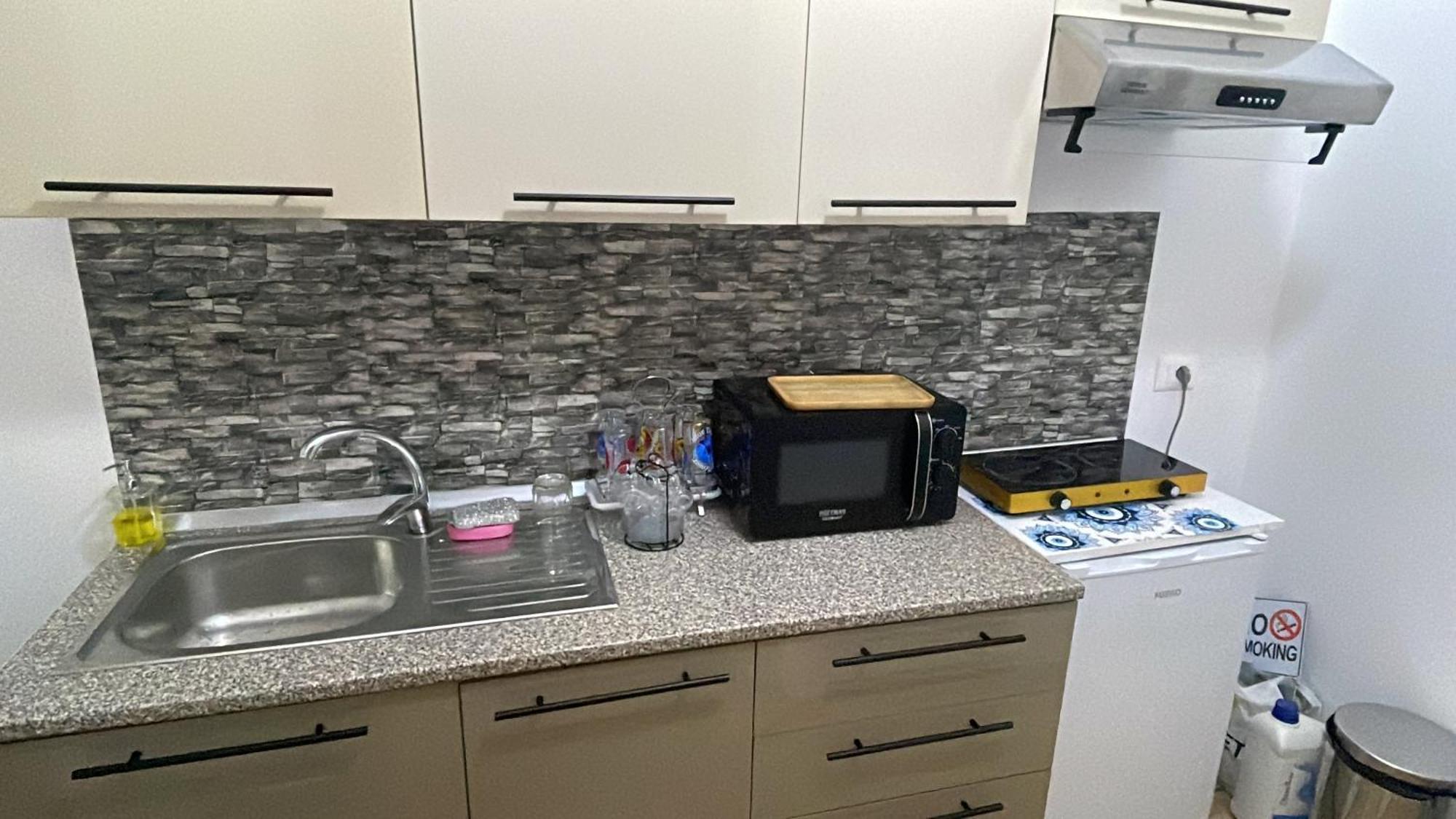 Las Palmas Guesthouse Shkodër エクステリア 写真
